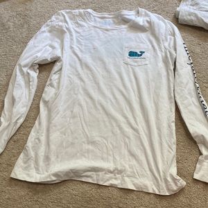 vineyard vines tee